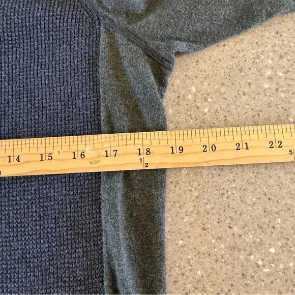 Eddie Bauer Vintage Men's Quarter Zip Pullover Size Small - Picture 4 of 7